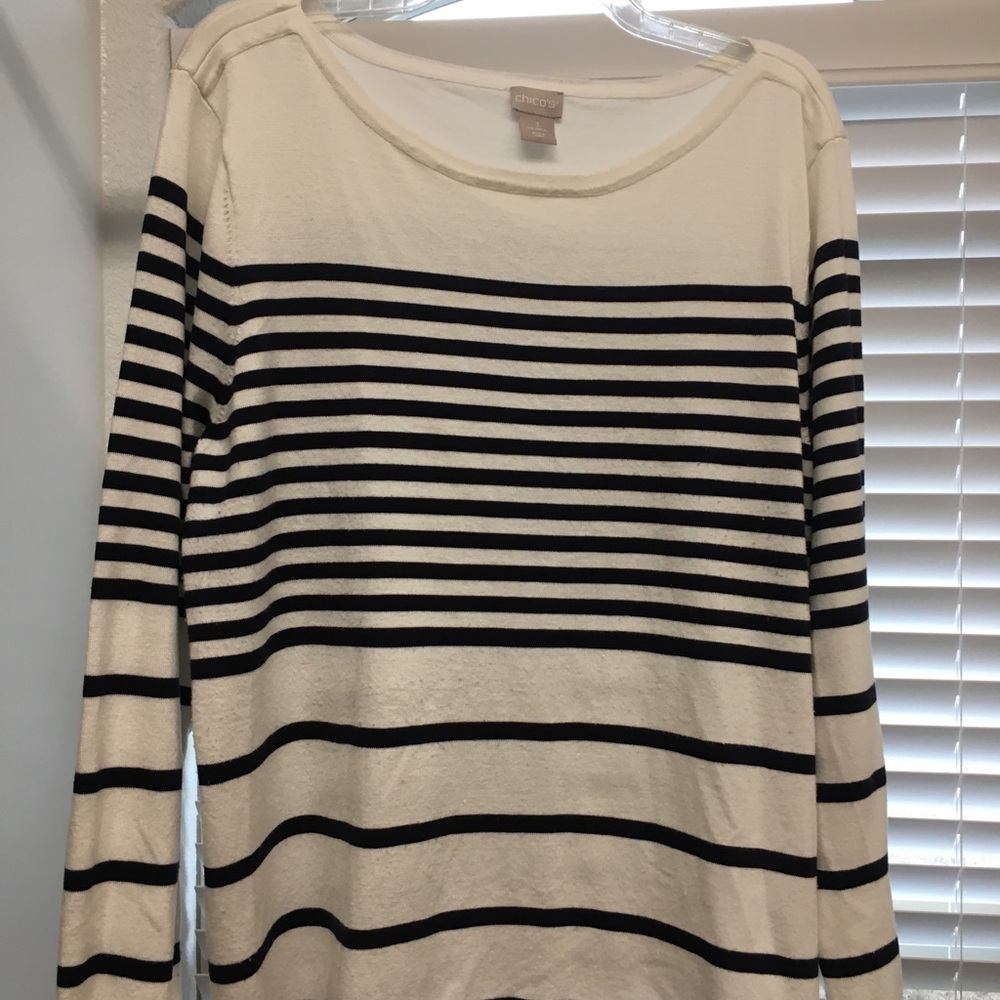 Chico navy and white top
